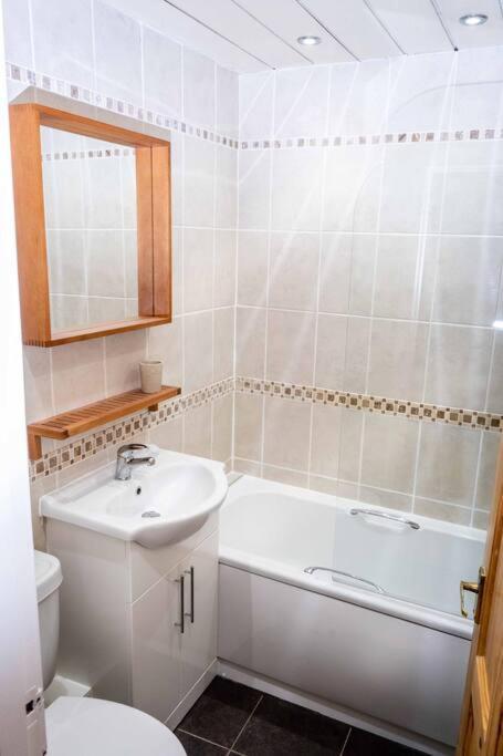 Charming 1-Bed Southside Flat In Great Location Apartment Glasgow Exterior photo